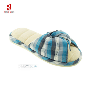 Cotton padded fashion women slippers